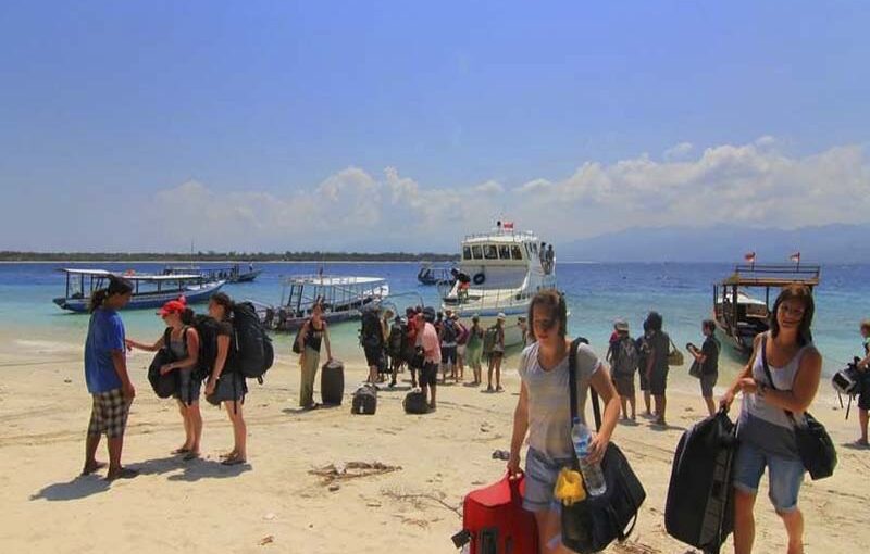 Essential Safety Tips for Traveling to Lombok by Boat or Ferry